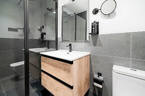 Limehome Malaga Calle Victoria