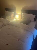 Cozy Basildon Retreat With 3 Bedrooms Free Parking