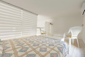 4024 Casina Litta by Barbarhouse