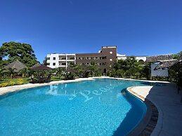 White Peacock Resort