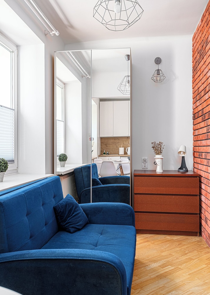 RentPlanet - Apartament Obrzeżna