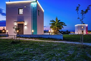 Continent Villas