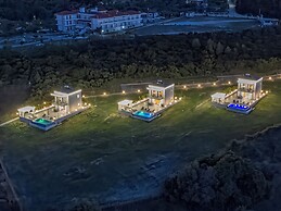 Continent Villas
