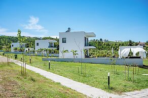 Continent Villas