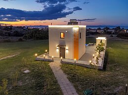 Continent Villas