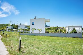 Continent Villas