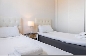 Overlook Apartment in Mijas - Ref 254