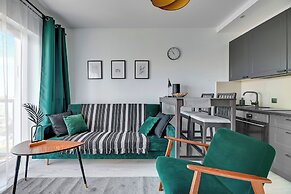 Albatross Tower by Grand Apartments