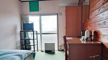 Hotel Frontier