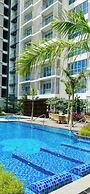 S & E condo with Panoramic view