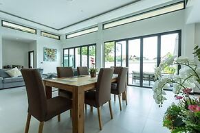 Brand New Luxury Villa Pool Rawai v105