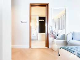 Luxury 1bedroom Balcony & View at the Dubai Mall