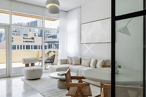 1BR STUDY 706 BAY SQUARE B7