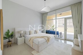 1BR STUDY 706 BAY SQUARE B7