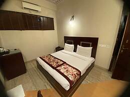 Hotel Maple Ridge