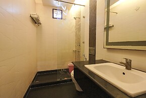 Hotel Maple Ridge