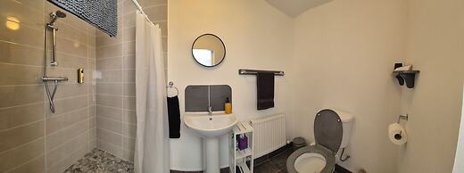 Tranquil Carney Commons Cottage - Sleeps 10