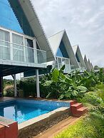 Sakhi Lakeview Resort