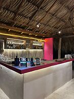 Hotel Coral Sand