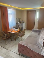 Aura Hotel