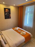 Aura Hotel