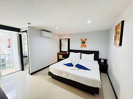 La Casa Patong