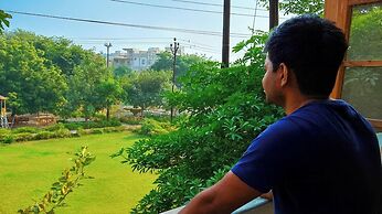 Anukampa paying guest house