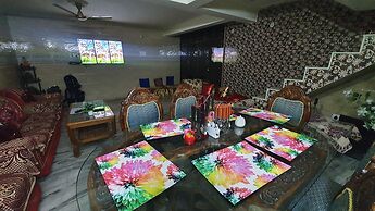 Anukampa paying guest house