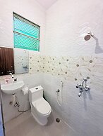Anukampa paying guest house
