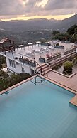 390 Villa Vista