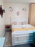 Lux Suites Chapell Hill Apartments