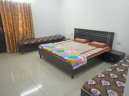 G G Multi Complex
