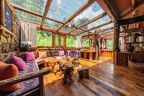Glass Inn