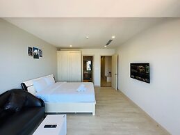 Gold Coast Apartment