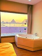 Pyramids sun temple view Inn