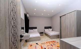Habu Pyramids View Hotel