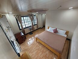 Quarry Bay Hometel