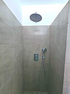 Peers Guest House