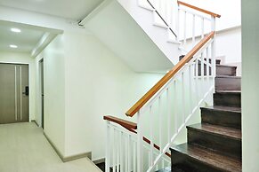 Reezq Hostel