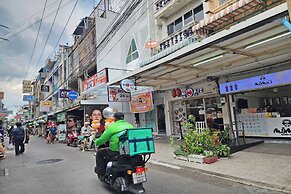 Reezq Hostel