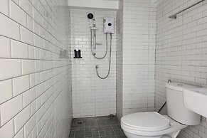 Reezq Hostel