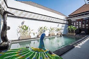 Iyana Villa By Zuzu