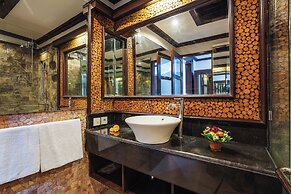 Iyana Villa By Zuzu