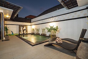 Iyana Villa By Zuzu