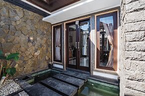 Iyana Villa By Zuzu