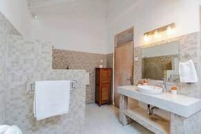 Villa Bella Vista by Pertama Stay