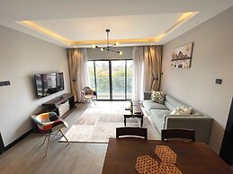 Escada Apartments