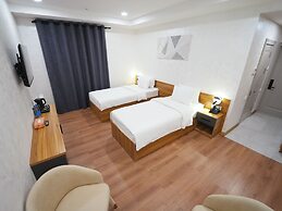 Avant Hotel Tashkent Pool&Spa