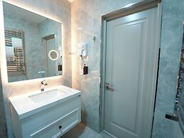 Avant Hotel Tashkent Pool&Spa