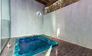Pearl Bay Poolvilla